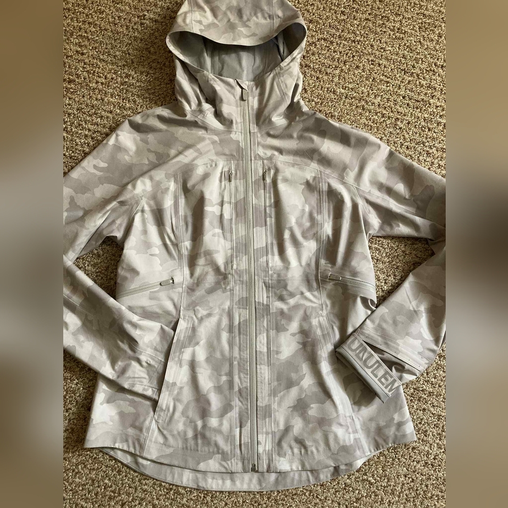 Lululemon Break A Trail Jacket